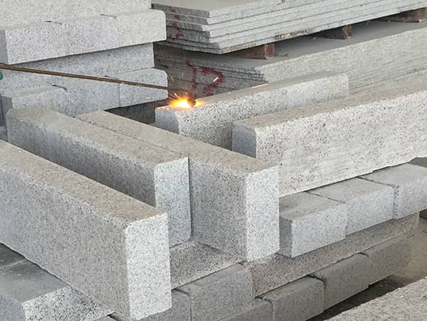 白麻路沿火烧面第1张高清图